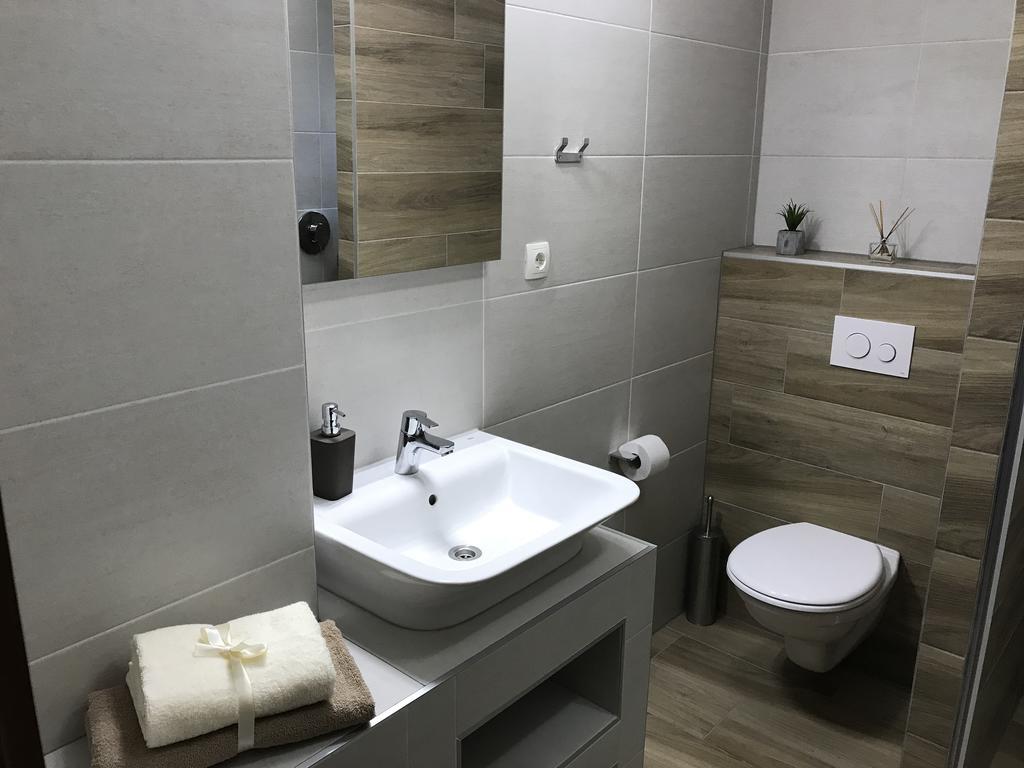 Plitvice Diamond Apartment โคเรนนิซา ภายนอก รูปภาพ